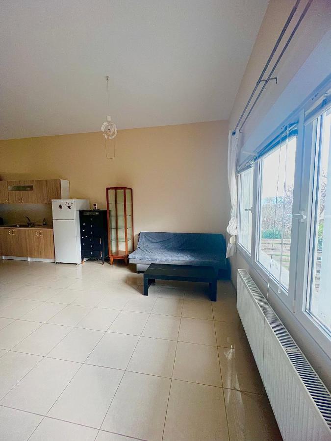 Kalamitsa Apartment By The Beach Kavala Exteriör bild